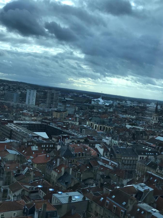 Le 5 De Treves - Metz Apartman Kültér fotó